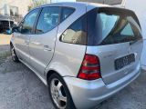 Mercedes-Benz A 210 Evolution Automatik bei Gebrauchtwagen.expert - Abbildung (6 / 14)