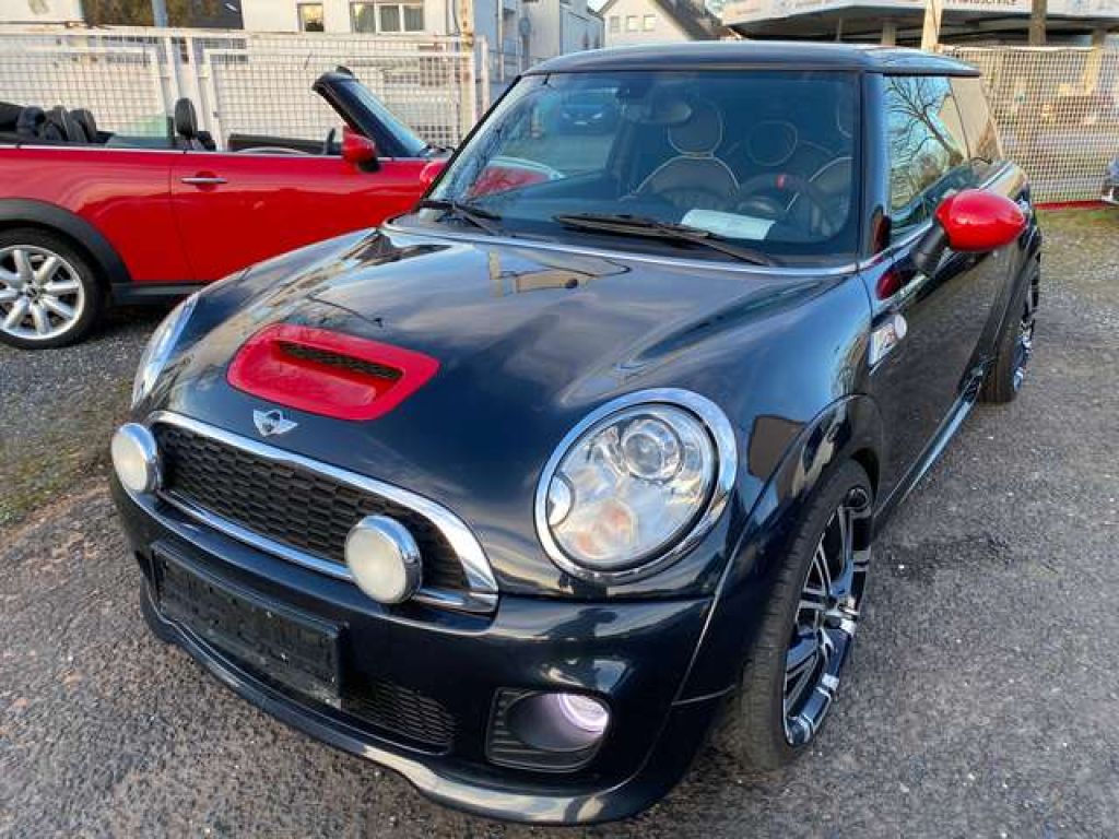 Mini Cooper S bei Gebrauchtwagen.expert - Hauptabbildung Mini Cooper S bei Gebrauchtwagen.expert - Hauptabbildung