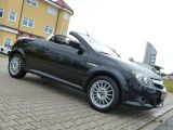 Opel Tigra bei Gebrauchtwagen.expert - Abbildung (2 / 15)