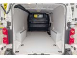 Opel Vivaro bei Gebrauchtwagen.expert - Abbildung (8 / 13)