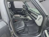 Land Rover Defender bei Gebrauchtwagen.expert - Abbildung (15 / 15)
