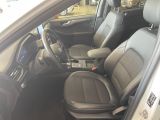 Ford Kuga bei Gebrauchtwagen.expert - Abbildung (12 / 15) Ford Kuga bei Gebrauchtwagen.expert - Abbildung (12 / 15)