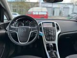 Opel Astra bei Gebrauchtwagen.expert - Abbildung (14 / 15) Opel Astra bei Gebrauchtwagen.expert - Abbildung (14 / 15)