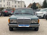 Mercedes-Benz 240 bei Gebrauchtwagen.expert - Abbildung (2 / 15)