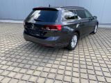 VW Passat bei Gebrauchtwagen.expert - Abbildung (3 / 8) VW Passat bei Gebrauchtwagen.expert - Abbildung (3 / 8)