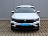 VW Tiguan bei Gebrauchtwagen.expert - Abbildung (12 / 15) VW Tiguan bei Gebrauchtwagen.expert - Abbildung (12 / 15)