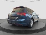VW Passat bei Gebrauchtwagen.expert - Abbildung (7 / 15) VW Passat bei Gebrauchtwagen.expert - Abbildung (7 / 15)