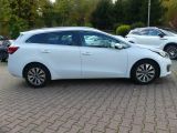 Kia Ceed bei Gebrauchtwagen.expert - Abbildung (4 / 15)