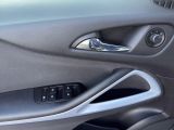 Opel Zafira bei Gebrauchtwagen.expert - Abbildung (12 / 15) Opel Zafira bei Gebrauchtwagen.expert - Abbildung (12 / 15)