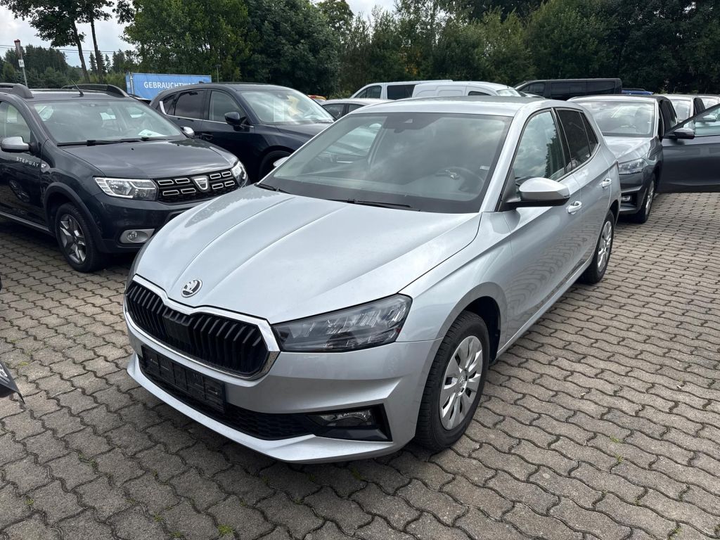 Skoda Fabia bei Gebrauchtwagen.expert - Hauptabbildung Skoda Fabia bei Gebrauchtwagen.expert - Hauptabbildung
