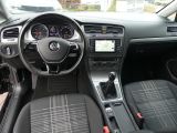 VW Golf VII bei Gebrauchtwagen.expert - Abbildung (12 / 15)
