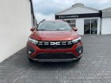Dacia Jogger bei Gebrauchtwagen.expert - Abbildung (2 / 15)