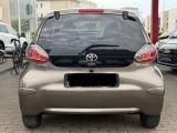 Toyota Aygo bei Gebrauchtwagen.expert - Abbildung (5 / 15)