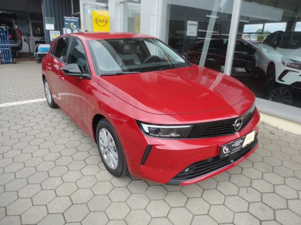 Opel Astra bei Gebrauchtwagen.expert - Hauptabbildung Opel Astra bei Gebrauchtwagen.expert - Hauptabbildung