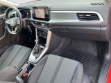 VW T-Roc bei Gebrauchtwagen.expert - Abbildung (8 / 15) VW T-Roc bei Gebrauchtwagen.expert - Abbildung (8 / 15)