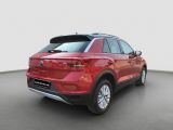 VW T-Roc bei Gebrauchtwagen.expert - Abbildung (4 / 15) VW T-Roc bei Gebrauchtwagen.expert - Abbildung (4 / 15)