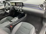 Mercedes-Benz A-Klasse bei Gebrauchtwagen.expert - Abbildung (7 / 15) Mercedes-Benz A-Klasse bei Gebrauchtwagen.expert - Abbildung (7 / 15)