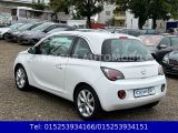Opel Adam bei Gebrauchtwagen.expert - Abbildung (8 / 15) Opel Adam bei Gebrauchtwagen.expert - Abbildung (8 / 15)