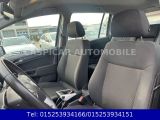 Opel Zafira bei Gebrauchtwagen.expert - Abbildung (14 / 15)