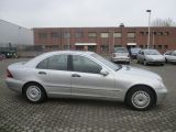 Mercedes-Benz C-Klasse bei Gebrauchtwagen.expert - Abbildung (4 / 13)