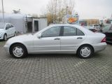 Mercedes-Benz C-Klasse bei Gebrauchtwagen.expert - Abbildung (8 / 13)