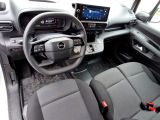 Opel Combo bei Gebrauchtwagen.expert - Abbildung (9 / 15) Opel Combo bei Gebrauchtwagen.expert - Abbildung (9 / 15)