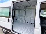 Opel Movano bei Gebrauchtwagen.expert - Abbildung (13 / 15)