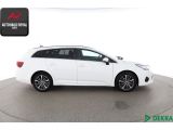 Toyota Avensis bei Gebrauchtwagen.expert - Abbildung (6 / 10)
