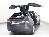 Tesla Model X bei Gebrauchtwagen.expert - Abbildung (2 / 10)