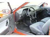 Mazda 323 bei Gebrauchtwagen.expert - Abbildung (13 / 15)