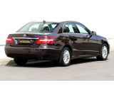Mercedes-Benz E-Klasse bei Gebrauchtwagen.expert - Abbildung (11 / 15) Mercedes-Benz E-Klasse bei Gebrauchtwagen.expert - Abbildung (11 / 15)