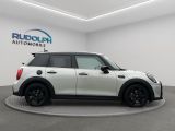 Mini Cooper S bei Gebrauchtwagen.expert - Abbildung (6 / 15) Mini Cooper S bei Gebrauchtwagen.expert - Abbildung (6 / 15)