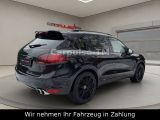 Porsche Cayenne bei Gebrauchtwagen.expert - Abbildung (8 / 15) Porsche Cayenne bei Gebrauchtwagen.expert - Abbildung (8 / 15)