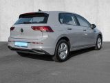 VW Golf bei Gebrauchtwagen.expert - Abbildung (4 / 15)