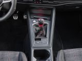 VW Golf GTI bei Gebrauchtwagen.expert - Abbildung (14 / 15) VW Golf GTI bei Gebrauchtwagen.expert - Abbildung (14 / 15)