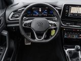 VW T-Roc bei Gebrauchtwagen.expert - Abbildung (11 / 15) VW T-Roc bei Gebrauchtwagen.expert - Abbildung (11 / 15)