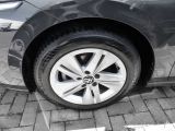 VW Golf bei Gebrauchtwagen.expert - Abbildung (6 / 15) VW Golf bei Gebrauchtwagen.expert - Abbildung (6 / 15)