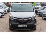 Opel Vivaro bei Gebrauchtwagen.expert - Abbildung (2 / 14)