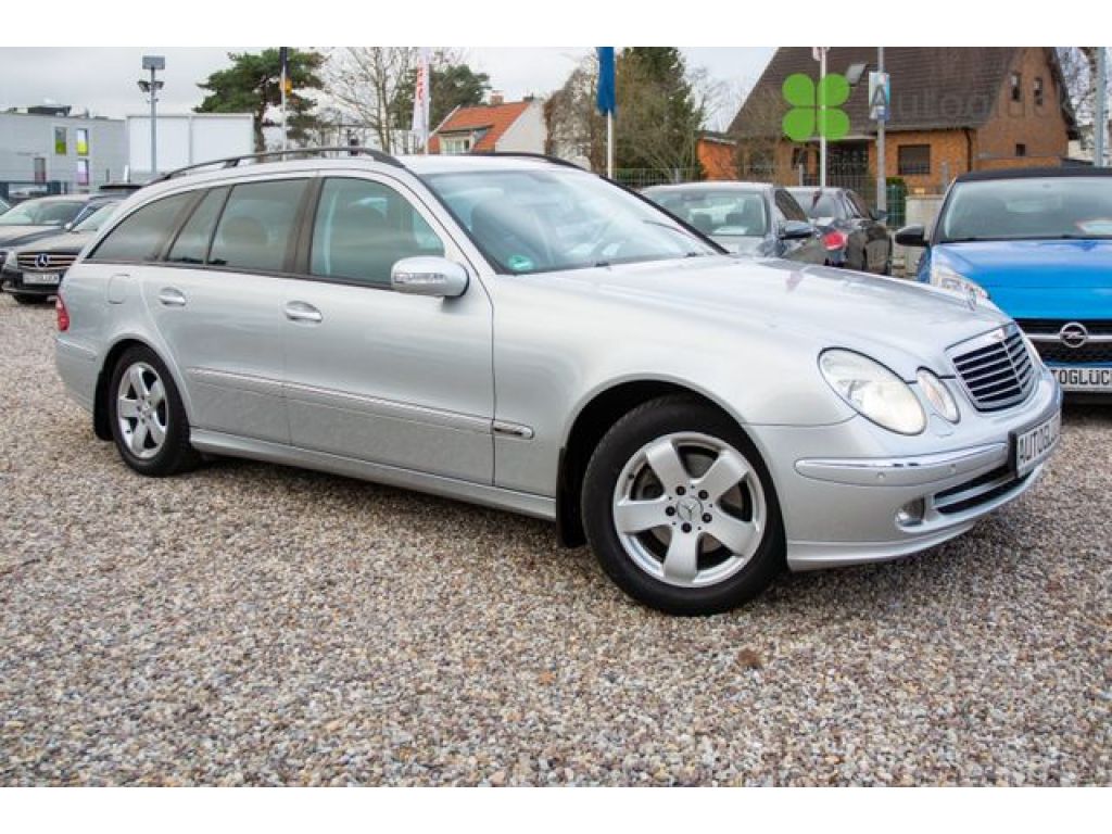 Mercedes-Benz E-Klasse bei Gebrauchtwagen.expert - Hauptabbildung Mercedes-Benz E-Klasse bei Gebrauchtwagen.expert - Hauptabbildung