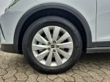 Seat Arona bei Gebrauchtwagen.expert - Abbildung (13 / 15) Seat Arona bei Gebrauchtwagen.expert - Abbildung (13 / 15)