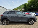 Kia Stonic bei Gebrauchtwagen.expert - Abbildung (4 / 15)