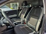 Kia Stonic bei Gebrauchtwagen.expert - Abbildung (7 / 15)