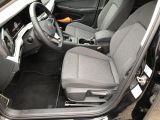 VW Golf VIII bei Gebrauchtwagen.expert - Abbildung (9 / 12)