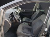VW Golf Sportsvan bei Gebrauchtwagen.expert - Abbildung (12 / 15)
