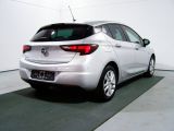 Opel Astra bei Gebrauchtwagen.expert - Abbildung (14 / 15) Opel Astra bei Gebrauchtwagen.expert - Abbildung (14 / 15)