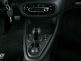 Smart smart fortwo bei Gebrauchtwagen.expert - Abbildung (12 / 15) Smart smart fortwo bei Gebrauchtwagen.expert - Abbildung (12 / 15)