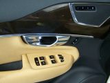 Volvo XC90 bei Gebrauchtwagen.expert - Abbildung (11 / 15) Volvo XC90 bei Gebrauchtwagen.expert - Abbildung (11 / 15)