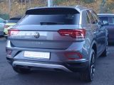 VW T-Roc bei Gebrauchtwagen.expert - Abbildung (5 / 15) VW T-Roc bei Gebrauchtwagen.expert - Abbildung (5 / 15)