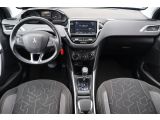 Peugeot 2008 bei Gebrauchtwagen.expert - Abbildung (8 / 15) Peugeot 2008 bei Gebrauchtwagen.expert - Abbildung (8 / 15)