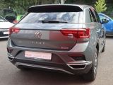 VW T-Roc bei Gebrauchtwagen.expert - Abbildung (5 / 15)